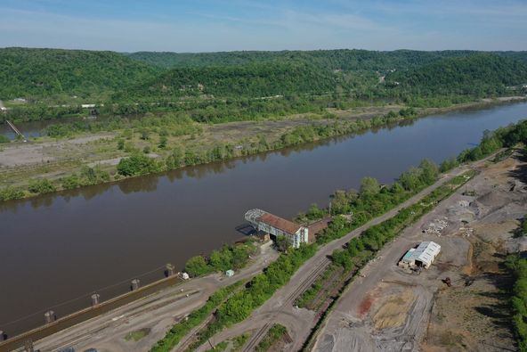 100 Pennsylvania Ave, Weirton, WV 26062